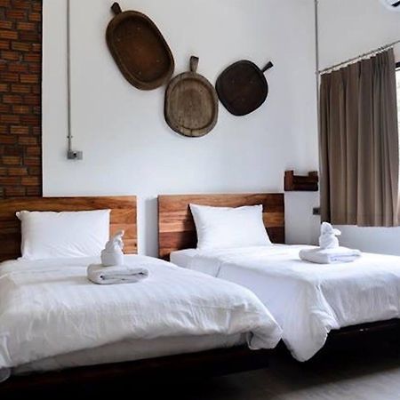 Na Na Hani Hotel Ubon Ratchathani Eksteriør billede